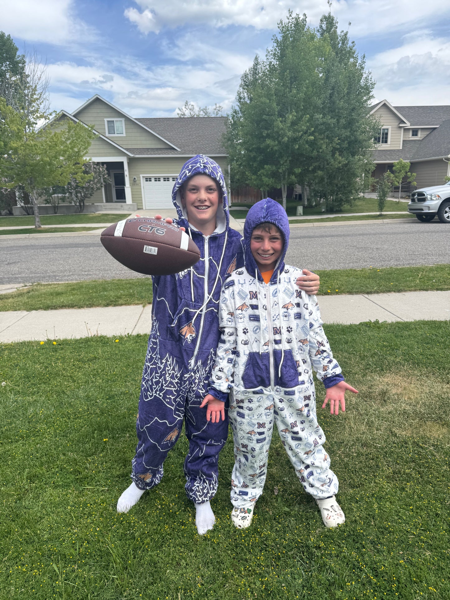 PREORDER (Ships Nov 1) - YOUTH MSU Bobcats Fleece Onesie - Mountain Bobcat